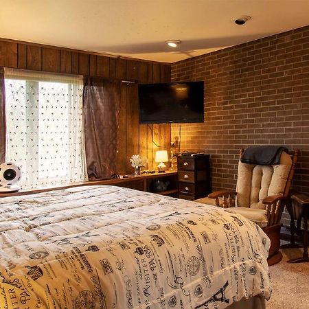 Shane Acres Country Inn Juneau Εξωτερικό φωτογραφία