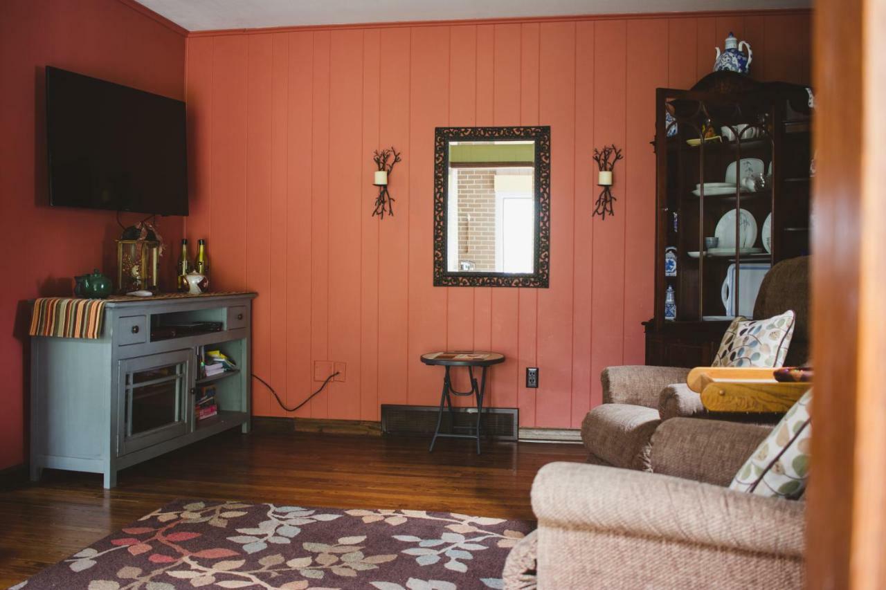 Shane Acres Country Inn Juneau Εξωτερικό φωτογραφία